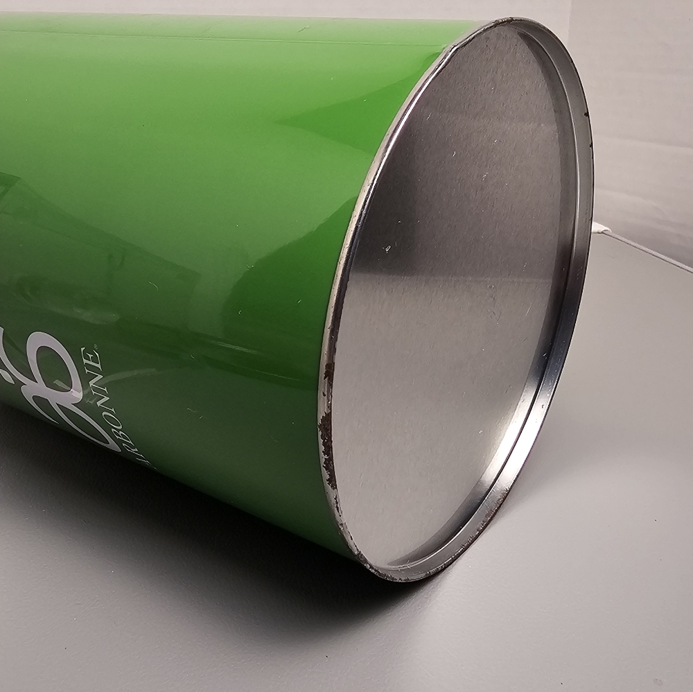 [Arbonne] Signature Green Storage Tin - Picture 8 of 16